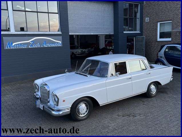 Mercedes-Benz 230 74.500 km 28.900 &euro; Mönchengladbach 41238