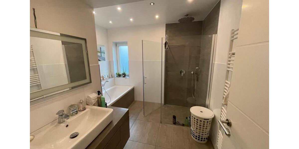 Einfamilienhaus Krefeld Gartenstadt - 5 Zimmer, 145 m&sup2;, 570.000&euro; | Angebot:25270242