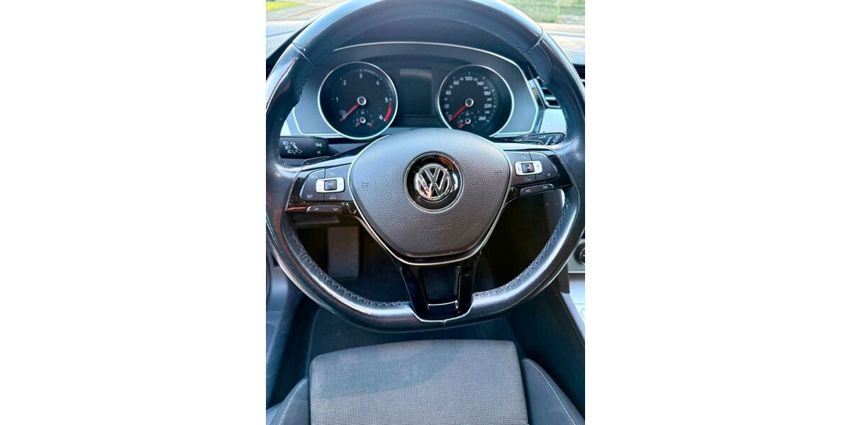 VW Passat 154.434 km 17.100 &euro; Viersen 41749