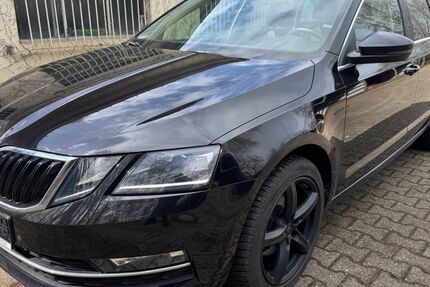 Skoda Octavia 148.000 km 9.950 &euro; Mönchengladbach 41069