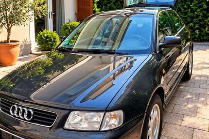 Audi A3 119.000 km 2.300 &euro; Düsseldorf 40231