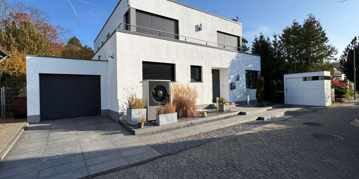 Einfamilienhaus Dormagen Hackenbroich - 6 Zimmer, 227 m&sup2;, 1.495.000&euro; | Angebot:26394523