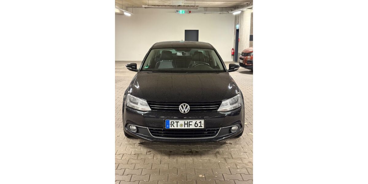 VW Jetta 192.000 km 7.600 &euro; Düsseldorf 40472