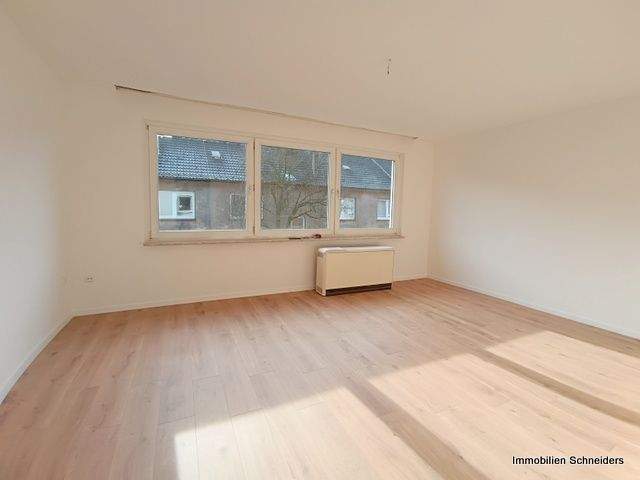Etagenwohnung Duisburg Untermeiderich - 2 Zimmer, 61 m&sup2;, 500&euro; | Angebot:26106534