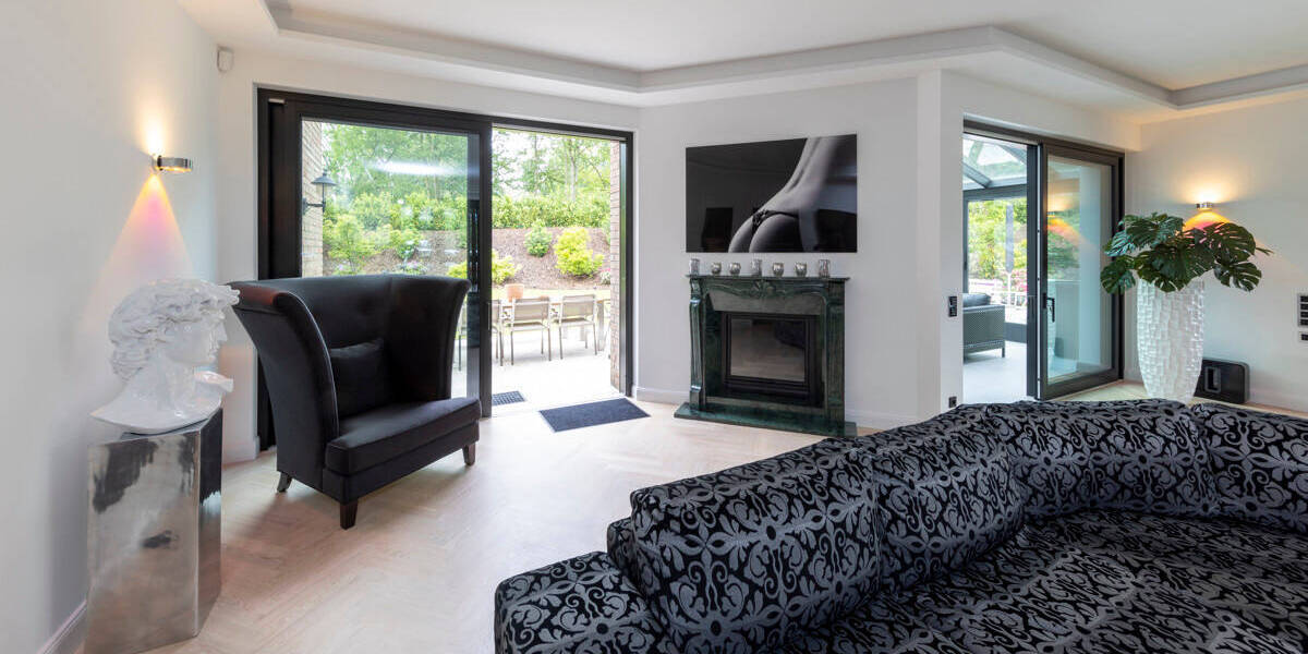 Bungalow Neuss Stadionviertel - 8 Zimmer, 242 m&sup2;, 2.400.000&euro; | Angebot:26585137