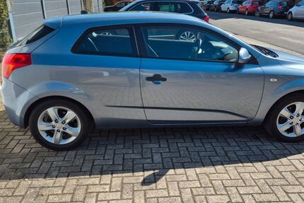 Kia ceed / Ceed 116.442 km 3.800 &euro; Mönchengladbach 41238