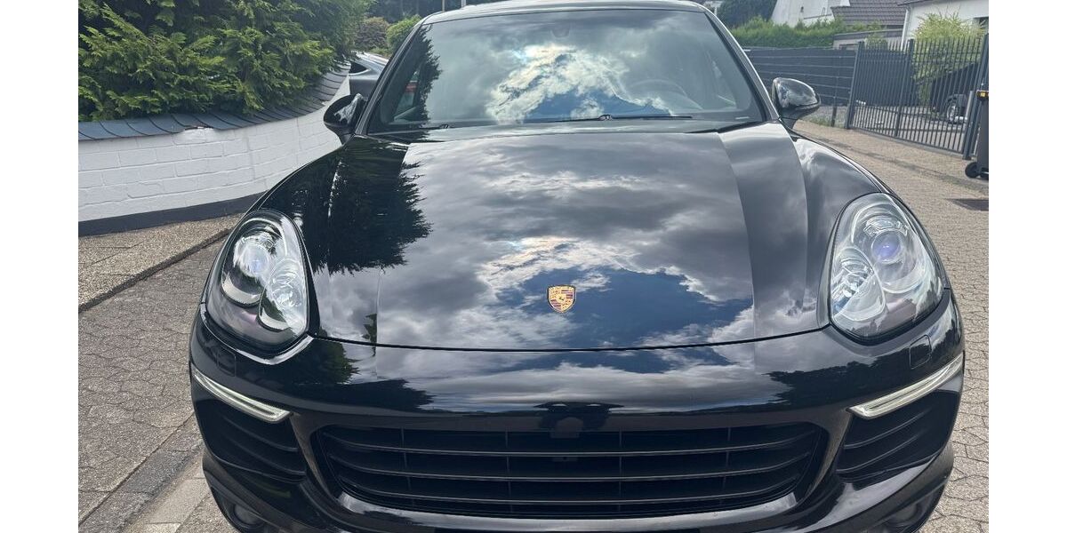 Porsche Cayenne 235.450 km 21.900 &euro; Ratingen 40885