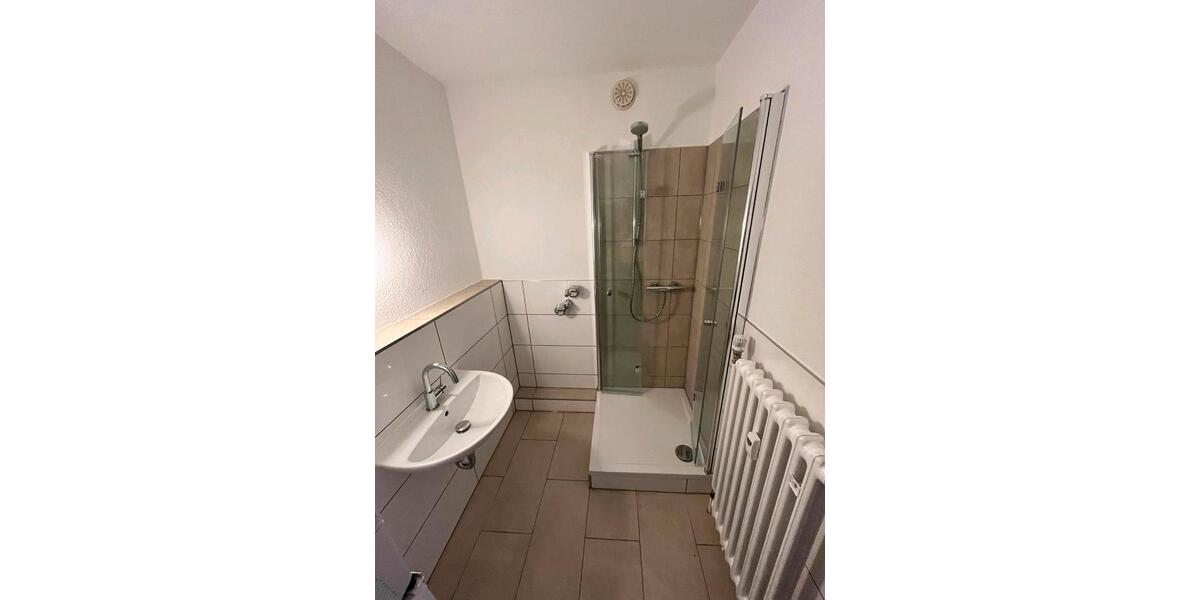Etagenwohnung Düsseldorf Stadtmitte - 2.5 Zimmer, 65 m&sup2;, 820&euro; | Angebot:26680686