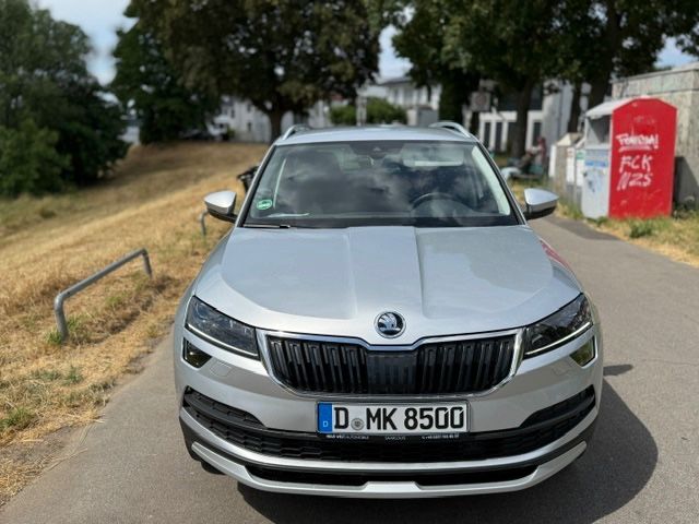 Skoda Karoq 46.000 km 21.500 &euro; Düsseldorf 40213