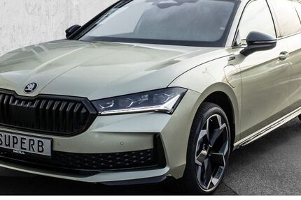 Skoda Superb 10.000 km 46.480 &euro; Düsseldorf 40474