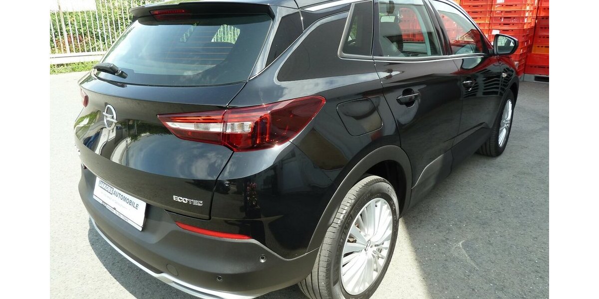 Opel Grandland X Innovation Klimaautomatik Navi Alu18´´ 110.000 km 14.900 &euro; Ratingen 40885