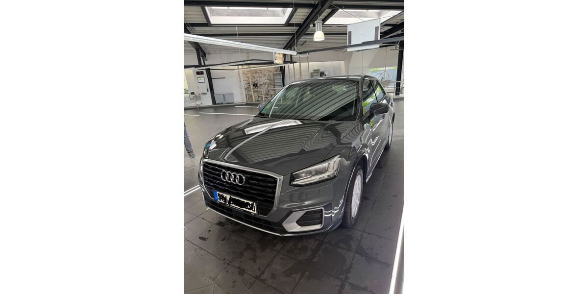 Audi Q2 131.000 km 13.800 &euro; Düsseldorf 40474