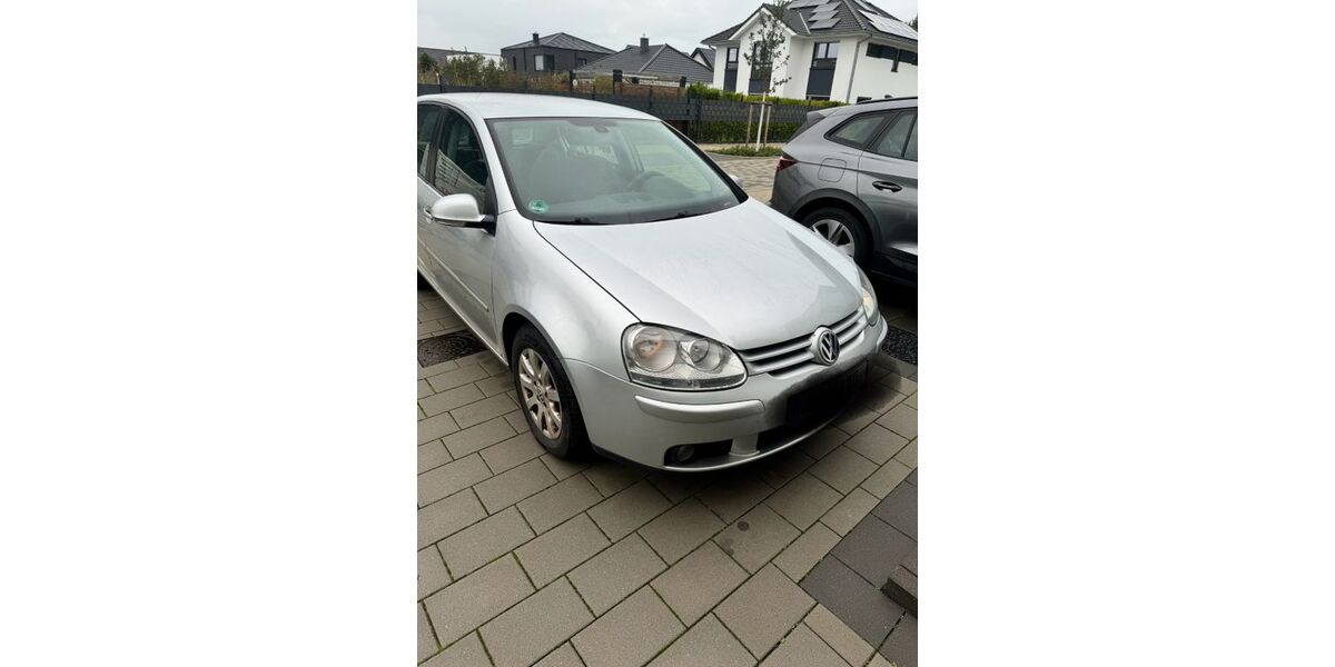 VW Golf 320.000 km 3.100 &euro; Tönisvorst 47918