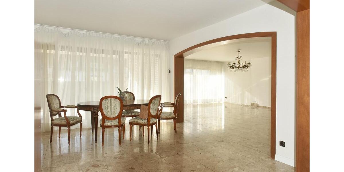 Bungalow Mönchengladbach Süd - 4 Zimmer, 175 m&sup2;, 449.000&euro; | Angebot:25887258