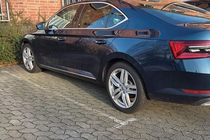 Skoda Superb 127.118 km 20.500 &euro; Ratingen 40882