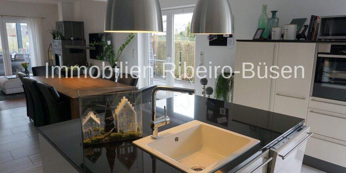 Einfamilienhaus Mönchengladbach / Bettrath-Hoven Bettrath - 5 Zimmer, 175 m&sup2;, 945.000&euro; | Angebot:25698225