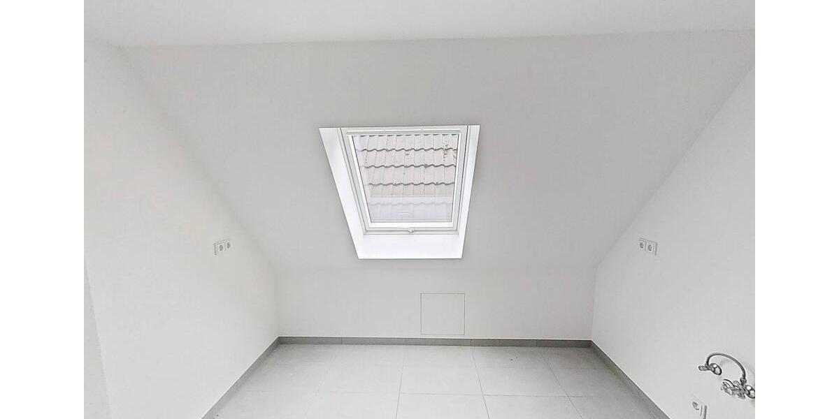 Etagenwohnung Mönchengladbach - 3 Zimmer, 148 m&sup2;, 854&euro; | Angebot:24473962