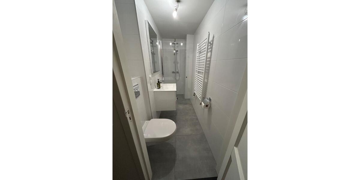 Dachgeschoßwohnung Düsseldorf Stadtbezirk 5 - 1 Zimmer, 38 m&sup2;, 630&euro; | Angebot:25976794