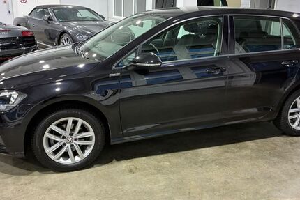 VW Golf 48.541 km 11.900 &euro; Willich 47877