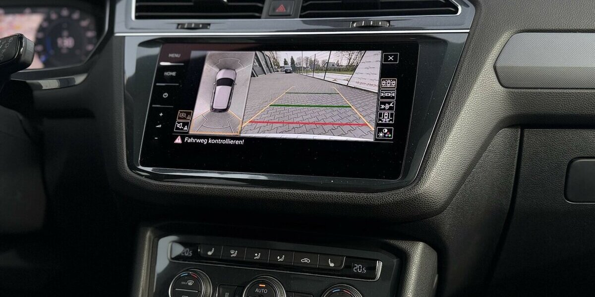 VW Tiguan Allspace R-LIne / 4Motion / Pano / Memory 99.000 km 33.490 &euro; Mönchengladbach 41066