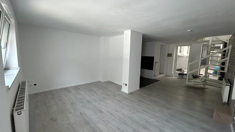 Maisonettenwohnung Grevenbroich Neuenhausen - 4 Zimmer, 123 m&sup2;, 950&euro; | Angebot:25961225