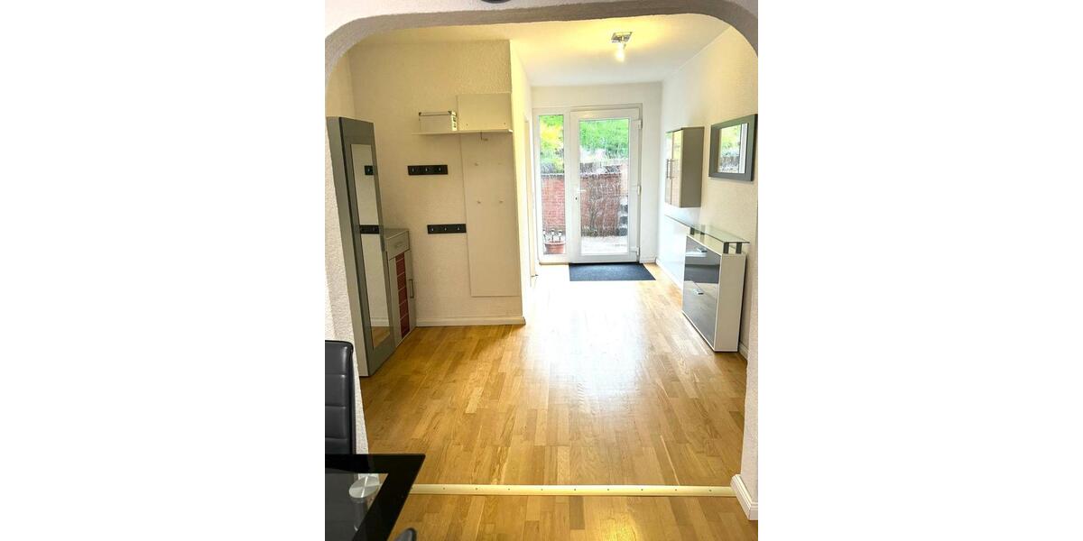 Einfamilienhaus Erkrath - 8 Zimmer, 228 m&sup2;, 599.000&euro; | Angebot:24310026