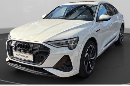 Audi e-tron 34.451 km 32.440 &euro; Mönchengladbach 41238