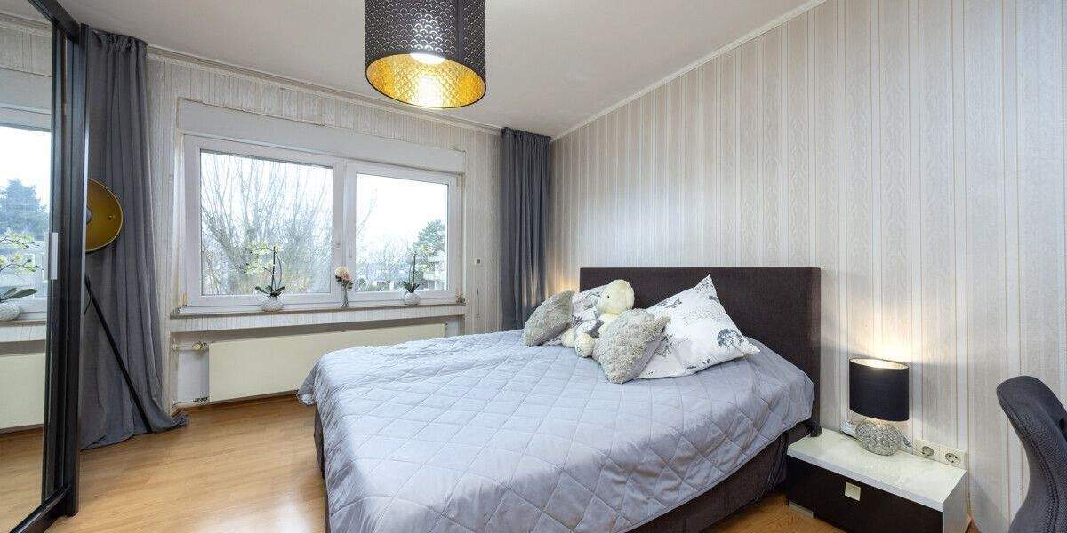 Etagenwohnung Meerbusch Büderich - 4 Zimmer, 93 m&sup2;, 340.000&euro; | Angebot:25708224
