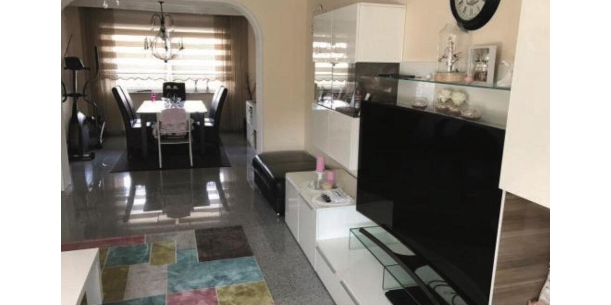 Etagenwohnung Grevenbroich Neuenhausen - 4 Zimmer, 107 m&sup2;, 400.000&euro; | Angebot:26762466