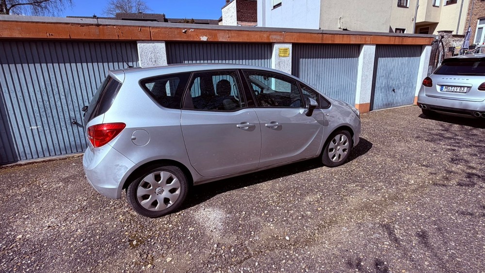 Opel Meriva 77.038 km 6.699 &euro; Willich 47877