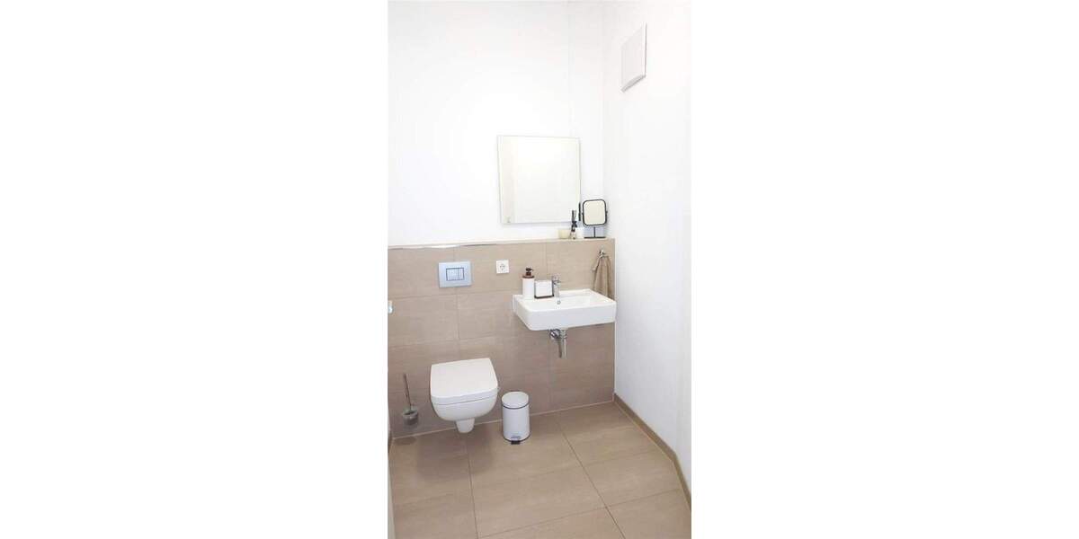 Etagenwohnung Düsseldorf Flingern Nord - 2 Zimmer, 74 m&sup2;, 1.249&euro; | Angebot:25865182