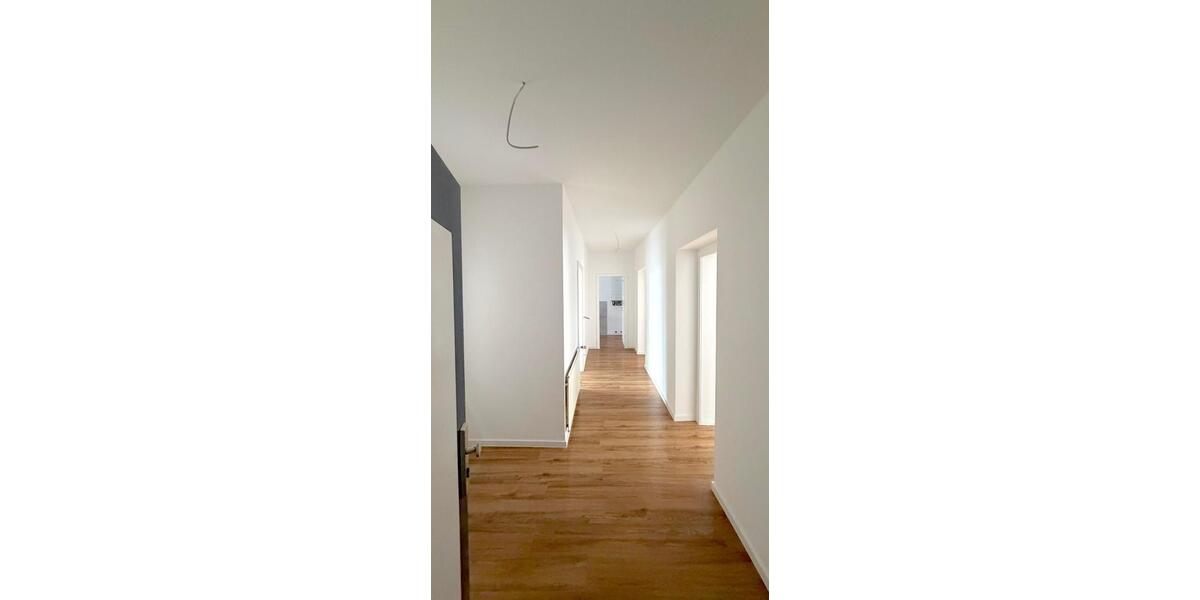 Etagenwohnung Krefeld - 2 Zimmer, 68 m&sup2;, 730&euro; | Angebot:25875949