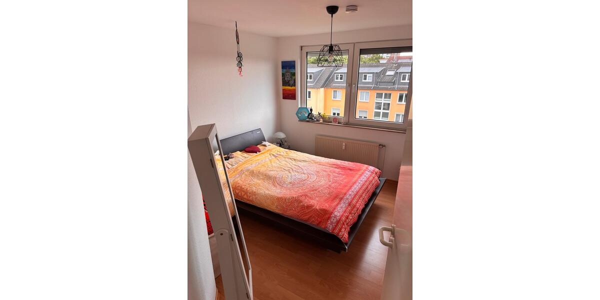 Dachgeschoßwohnung Hilden - 3 Zimmer, 77 m&sup2;, 259.000&euro; | Angebot:26538028