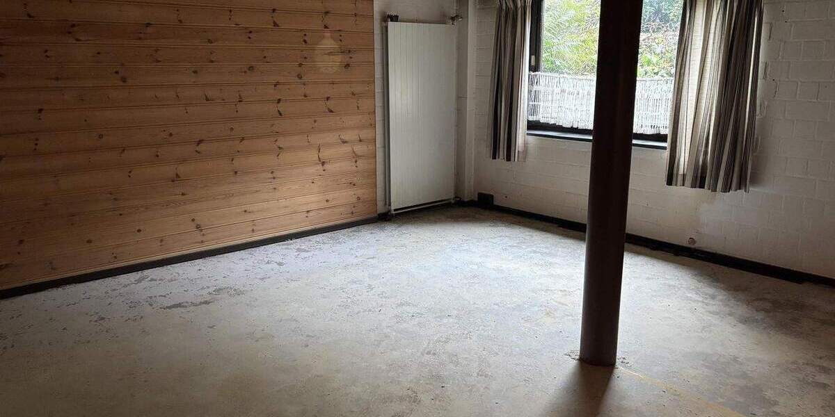Einfamilienhaus Krefeld Traar - 7 Zimmer, 214 m&sup2;, 750.000&euro; | Angebot:25693386