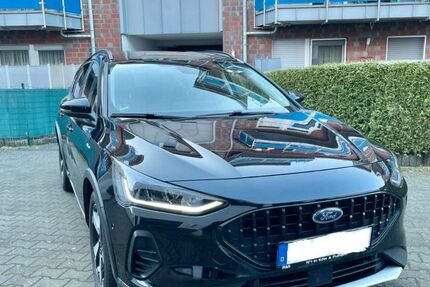 Ford Focus 22.000 km 20.990 &euro; Mönchengladbach 41239