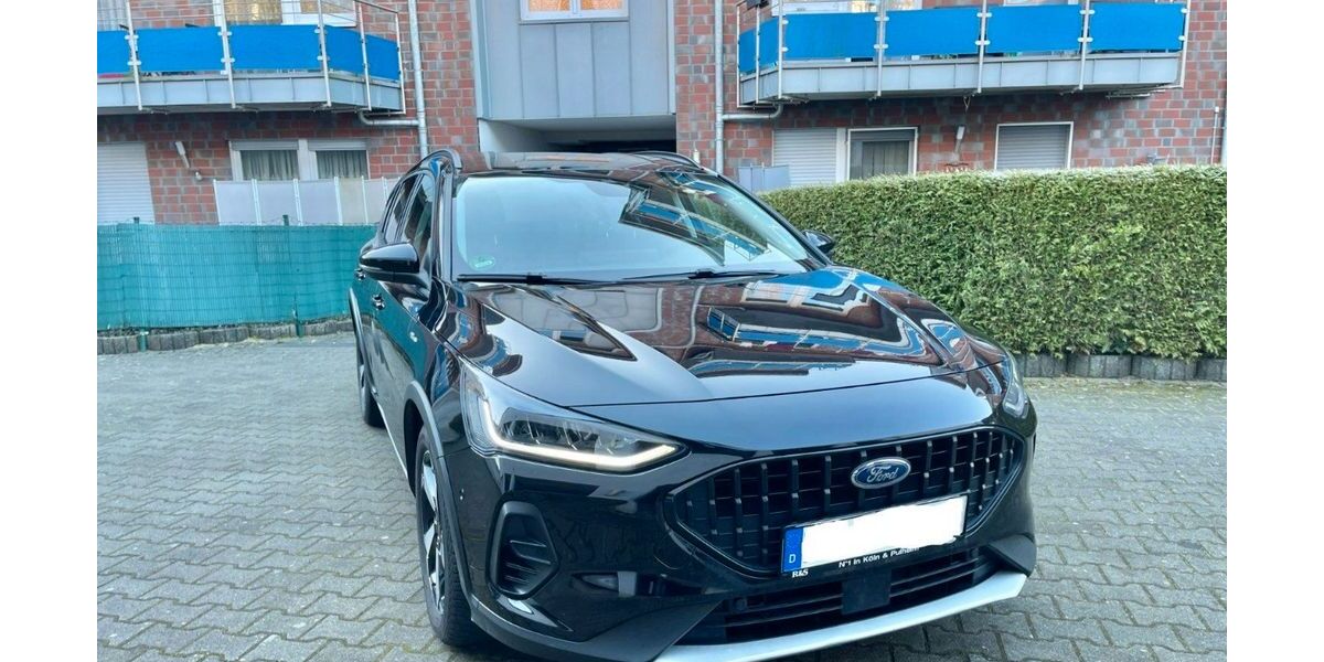 Ford Focus 22.000 km 20.990 &euro; Mönchengladbach 41239