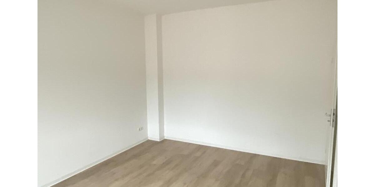 Etagenwohnung Duisburg Duisburg-Mitte - 3 Zimmer, 75 m&sup2;, 609&euro; | Angebot:26652159