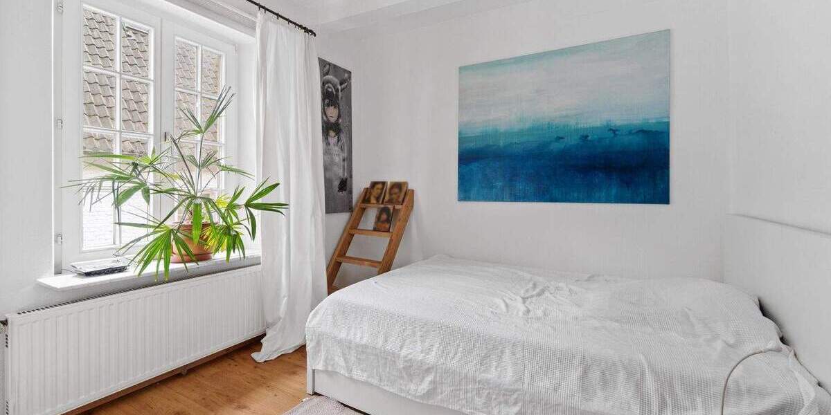 Etagenwohnung Düsseldorf Urdenbach - 5 Zimmer, 210 m&sup2;, 850.000&euro; | Angebot:25865301