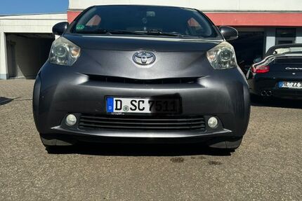 Toyota IQ 161.000 km 6.000 &euro; Düsseldorf 40233