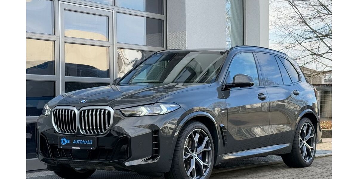 BMW X5 4.828 km 87.790 &euro; Hilden (bei Düsseldorf) 40721