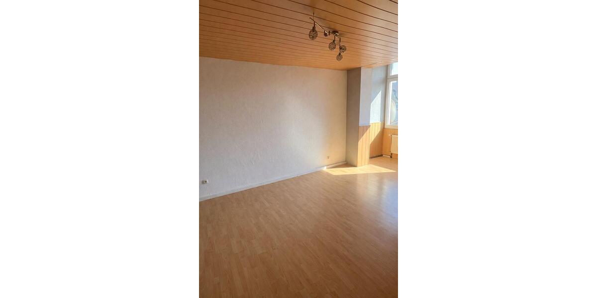 Etagenwohnung Duisburg Duisburg-Mitte - 3.5 Zimmer, 90 m&sup2;, 950&euro; | Angebot:25792066