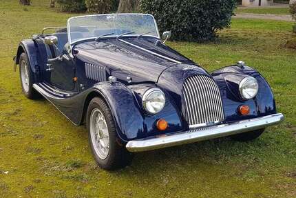 Morgan Plus 8 87.180 km 63.900 &euro; Titz 52445