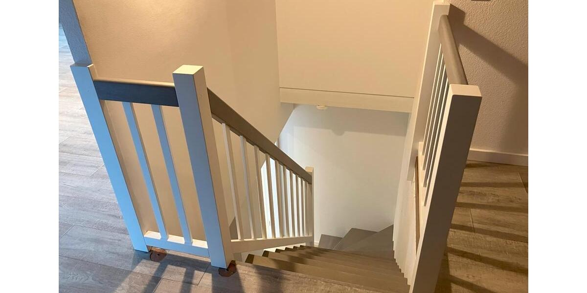 Etagenwohnung Meerbusch - 3 Zimmer, 205 m&sup2;, 1.910&euro; | Angebot:25899126