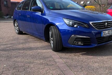 Peugeot 308 114.500 km 8.700 &euro; Duisburg 47259