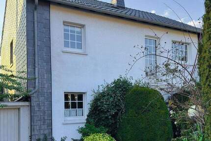 Haus Moers Hülsdonk - 6 Zimmer, 132 m&sup2;, 620.000&euro; | Angebot:25896452