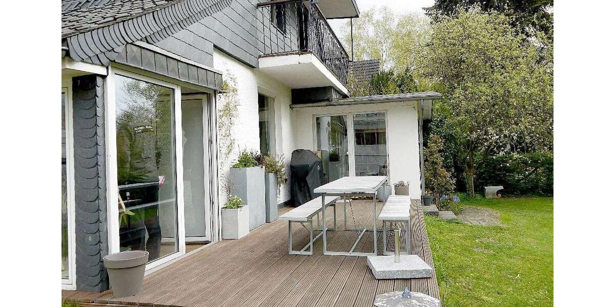Einfamilienhaus Duisburg Huckingen - 8 Zimmer, 180 m&sup2;, 2.850&euro; | Angebot:26461517