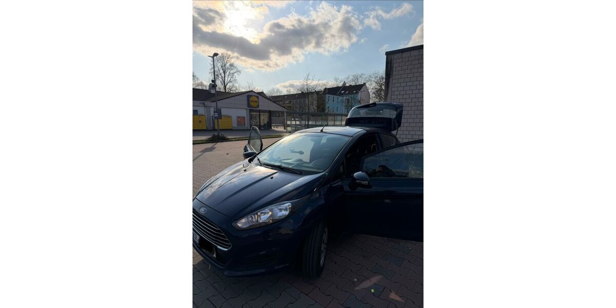 Ford Fiesta 249.500 km 3.500 &euro; Krefeld 47805