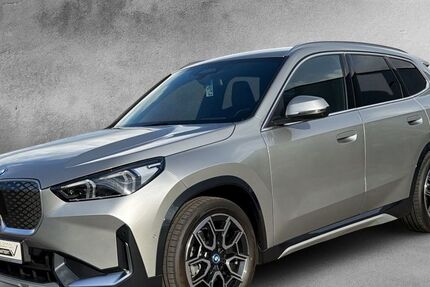 BMW iX1 8.000 km 49.314 &euro; Krefeld 47800