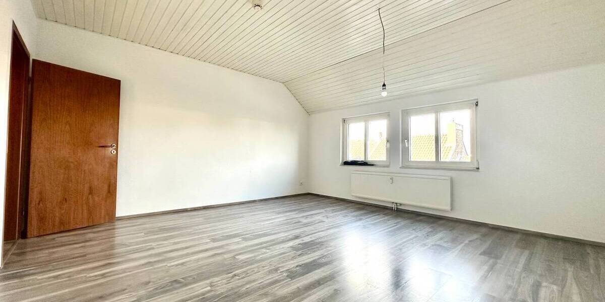Etagenwohnung Neuss Furth-Süd - 2 Zimmer, 60 m&sup2;, 139.000&euro; | Angebot:26657256