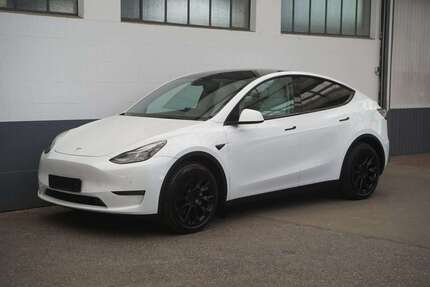 Tesla Model Y 36.276 km 36.850 &euro; Mönchengladbach 41236